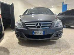Bronzo Usata 2008 Mercedes B180 Monovolume | 5000 € (Buon prezzo)