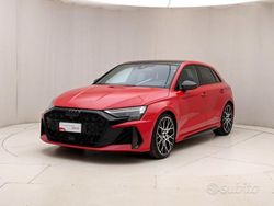 Rosso Nuova 2025 Audi RS3 Comfort Tre volumi | 77.500 €