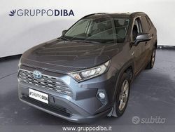 Grigio Usata 2021 Toyota RAV4 Hybrid SUV | 27.500 € (Buon prezzo)