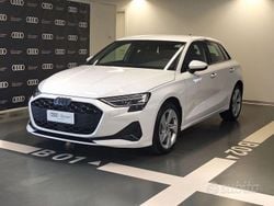 Nero Nuova 2025 Audi A3 Advanced Tre volumi | 35.900 € (Super prezzo)