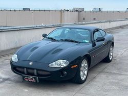 Nero Usata 1999 Jaguar XKR Coupé | 25.000 € (Ottimo prezzo)