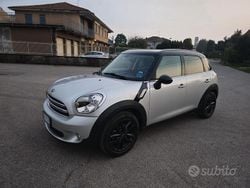 Bianco Usata 2016 Mini Cooper Countryman SUV | 10.500 € (Buon prezzo)