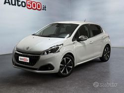 Bianco Usata 2019 Peugeot 208 Signature Sky Due volumi | 10.300 € (Buon prezzo)