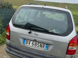 Grigio Usata 2002 Opel Zafira Monovolume | 600 €