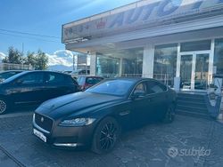 Grigio Usata 2017 Jaguar XF Prestige Tre volumi | 15.890 € (Super prezzo)