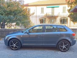 Grigio Usata 2007 Audi A3 Ambition Tre volumi | 4500 € (Buon prezzo)