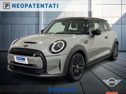 Grigio Usata 2023 Mini Cooper SE Due volumi | 20.900 € (Buon prezzo)
