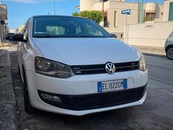 Usata 2012 VW Polo Tre volumi | 3700 € (Buon prezzo)