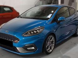 Blu/azzurro Usata 2018 Ford Fiesta ST Tre volumi | 17.500 € (Buon prezzo)