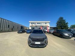 Grigio Usata 2023 Peugeot 2008 Allure SUV | 18.900 € (Buon prezzo)