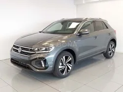 Grigio Nuova 2024 VW T-Roc R-line SUV | 30.900 € (Buon prezzo)
