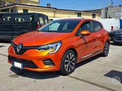 Antracite Usata 2020 Renault Clio V Zen Tre volumi | 15.990 € (Cara)
