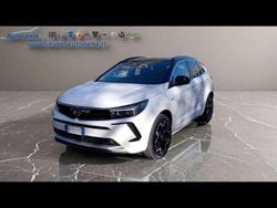 Bianco Usata 2024 Opel Grandland X SUV | 22.300 € (Ottimo prezzo)