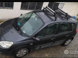Usata 2008 Renault Scénic II Monovolume | 1750 € (Buon prezzo)