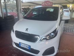 Bianco Usata 2017 Peugeot 108 Collection Due volumi | 8000 € (Buon prezzo)