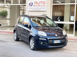 Blu Usata 2017 Fiat Panda Lounge Due volumi | 7450 € (Buon prezzo)
