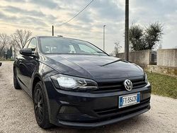 Grigio Usata 2019 VW Polo Tre volumi | 10.900 € (Buon prezzo)