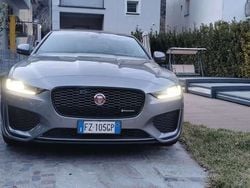 Usata 2020 Jaguar XE R-Dynamic Tre volumi | 22.900 € (Cara)