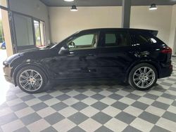 Nero metallizzato Usata 2017 Porsche Cayenne Platinum Edition SUV | 32.000 € (Buon prezzo)