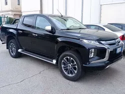 Nero Usata 2021 Mitsubishi L200 Intense Pick-up | 30.000 € (Molto cara)
