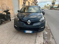 Grigio Usata 2015 Renault Captur Intens SUV | 10.500 € (Buon prezzo)