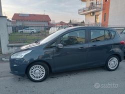 Blu Usata 2013 Ford B-MAX Monovolume | 6000 €