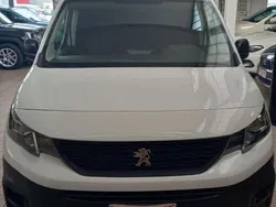 Bianco Usata 2021 Peugeot Partner Monovolume | 12.990 € (Buon prezzo)