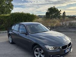 Grigio Usata 2013 BMW 320 Sport Line Tre volumi | 15.000 € (Buon prezzo)