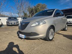 Oro Usata 2014 Lancia Ypsilon S Due volumi | 8800 € (Cara)
