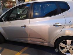 Grigio Usata 2012 Kia Venga Due volumi | 4000 €