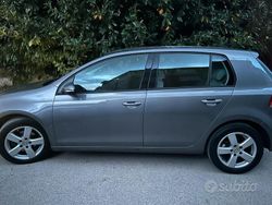 Grigio Usata 2011 VW Golf VI Due volumi | 3700 € (Super prezzo)