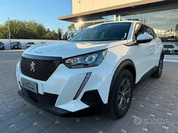 Bianco Usata 2021 Peugeot 2008 Active SUV | 15.900 € (Ottimo prezzo)