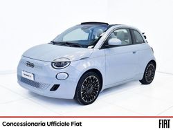 Azzurro Usata 2021 Fiat 500e La Prima Cabrio | 16.990 € (Buon prezzo)