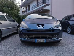 Usata 2007 Peugeot 207 Cabrio | 3200 € (Buon prezzo)