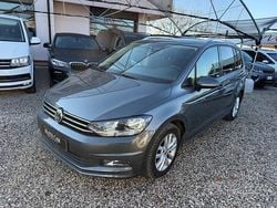 Grigio Usata 2017 VW Touran Highline Monovolume | 18.990 € (Buon prezzo)