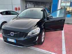 Nero Usata 2016 Volvo XC60 SUV | 7800 €