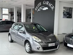 Argento Usata 2012 Renault Clio IV Dynamique Tre volumi | 3900 € (Super prezzo)