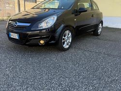 Nero Usata 2007 Opel Corsa Sport Tre volumi | 2000 € (Buon prezzo)