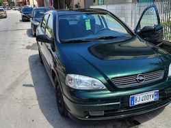 Verde Usata 2000 Opel Astra Tre volumi | 3000 €