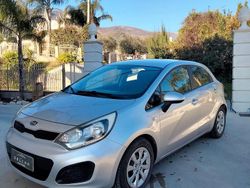 Grigio Usata 2012 Kia Rio LX Tre volumi | 4000 € (Buon prezzo)