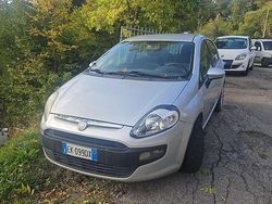 Usata 2011 Fiat Punto Evo Sport Due volumi | 3150 € (Buon prezzo)