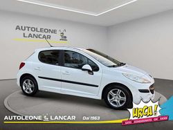Bianco Usata 2009 Peugeot 207 Tre volumi | 4280 € (Molto cara)