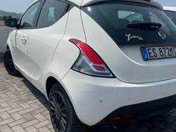 Usata 2013 Lancia Ypsilon Due volumi | 4900 € (Buon prezzo)