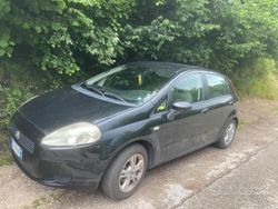 Nero Usata 2006 Fiat Grande Punto Due volumi | 2300 €