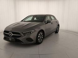Grigio Usata 2023 Mercedes A180 Executive Tre volumi | 29.400 € (Buon prezzo)