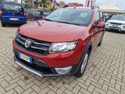 Usata 2015 Dacia Sandero Due volumi | 8900 € (Cara)