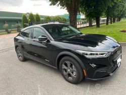 Nero Usata 2023 Ford Mustang Mach-E SUV | 27.950 € (Ottimo prezzo)