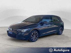 Nero Usata 2022 VW Golf VIII Life Tre volumi | 20.500 € (Buon prezzo)