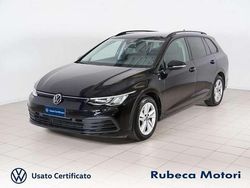 Nero Usata 2021 VW Golf VIII Life Station wagon | 17.900 € (Buon prezzo)