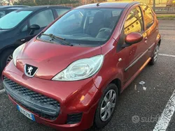 Usata 2012 Peugeot 107 Due volumi | 4999 € (Buon prezzo)